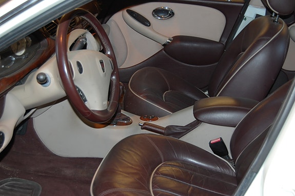 Rover 75 4 of 5