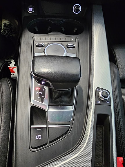 Audi A4 23 of 30