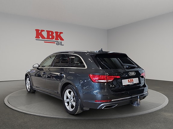 Audi A4 8 of 30