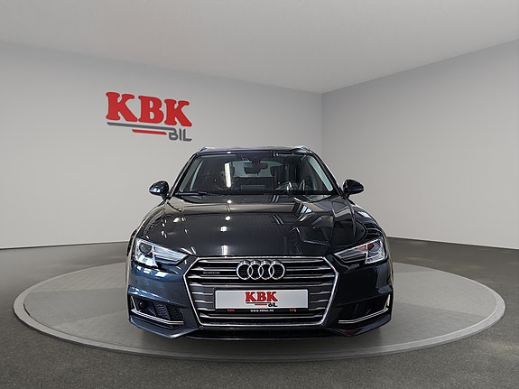 Audi A4 3 of 30