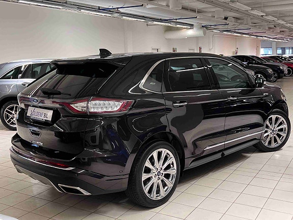 Ford Edge 2 of 5