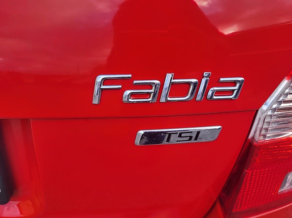 Skoda Fabia 9 of 25