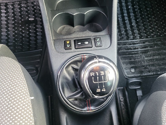 Skoda Fabia 20 of 25
