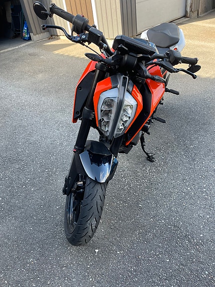 KTM 125 Duke 3 of 14