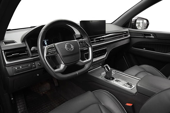 KGM Rexton 13 of 16