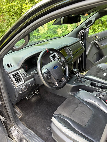 Ford Ranger Raptor 7 of 18