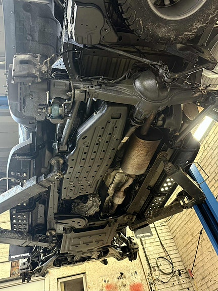Ford Ranger Raptor 15 of 18