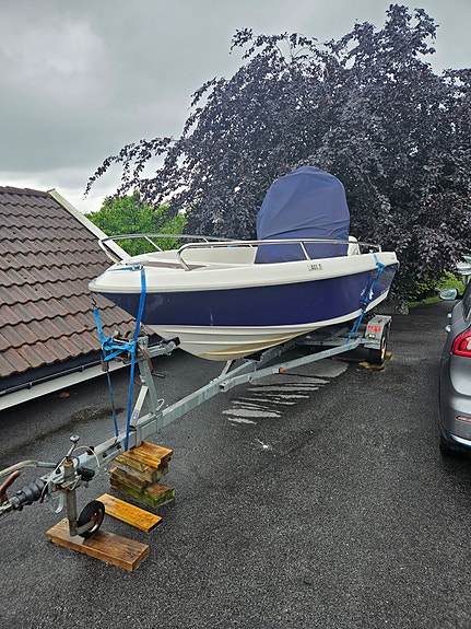 Ibiza 19 Sport Special Edition med Evinrude 150hk og HSS båthenger 4 of 5