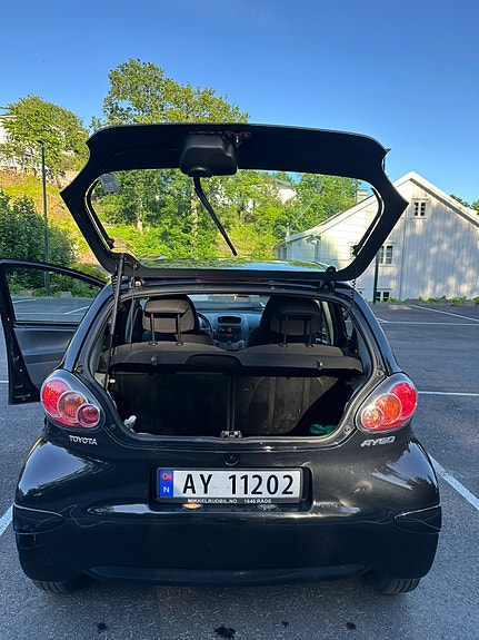 Toyota Aygo 26 of 27