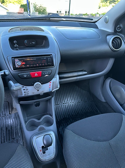 Toyota Aygo 20 of 27