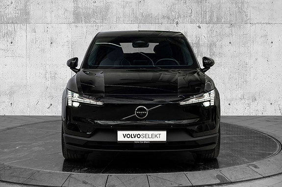 Volvo EX30 3 of 5