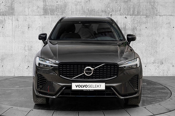 Volvo XC60 4 of 5