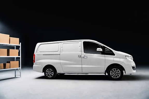 JAC M3EV 4 of 9