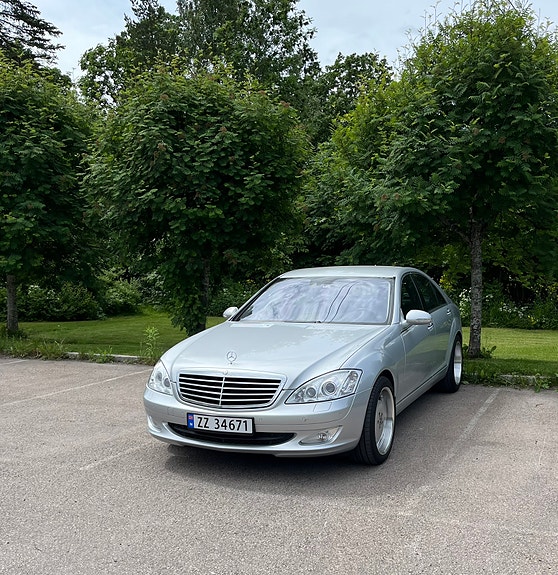 Mercedes-Benz S320 5 of 20