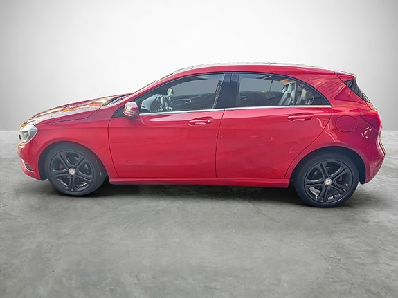 Mercedes-Benz A-Klasse 2 of 5