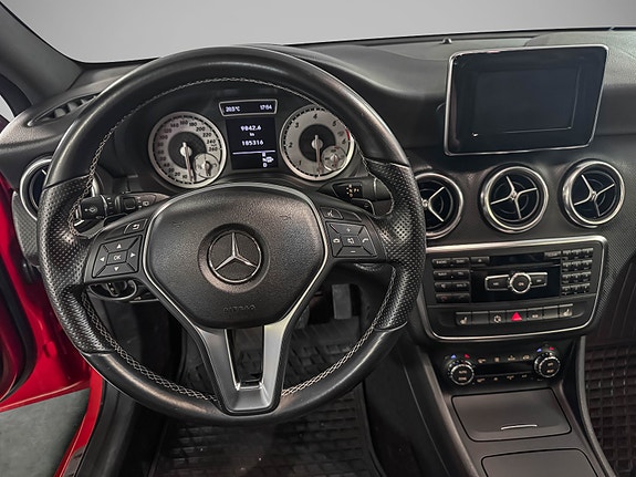 Mercedes-Benz A200 d 11 of 24