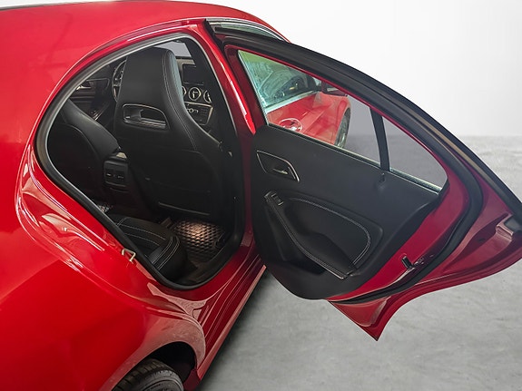 Mercedes-Benz A200 d 18 of 24