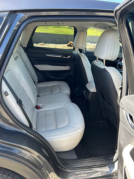 Mazda CX-5 10 of 23