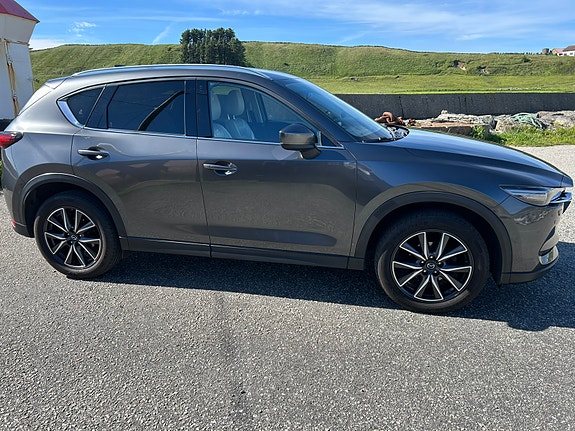 Mazda CX-5 3 of 23