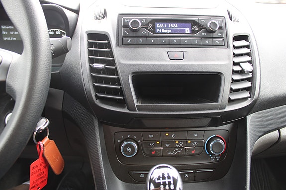 Ford Transit Connect 27 of 30