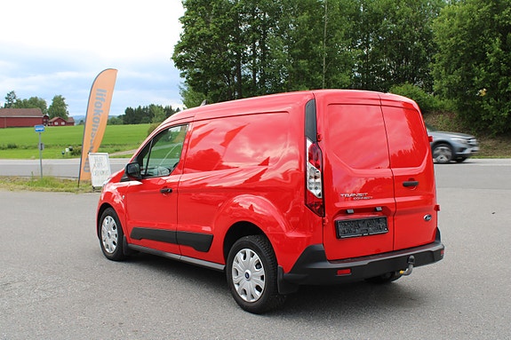 Ford Transit Connect 6 of 30