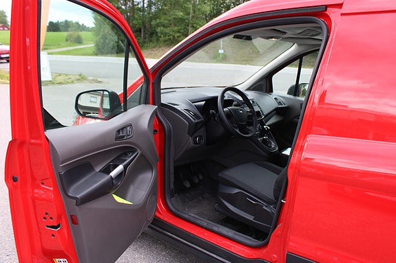 Ford Transit Connect 18 of 30