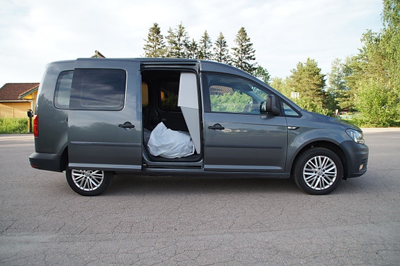Volkswagen Caddy Maxi 9 of 30