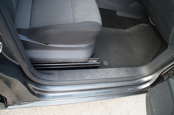 Volkswagen Caddy Maxi 23 of 30