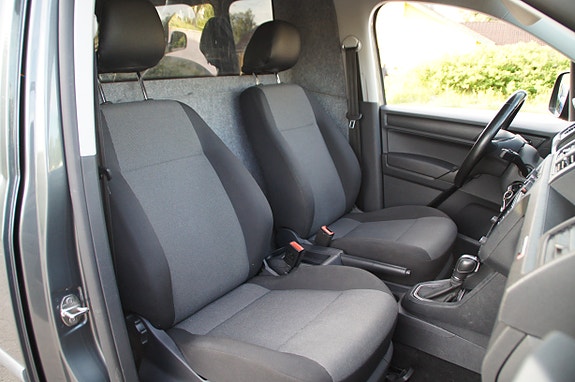 Volkswagen Caddy Maxi 21 of 30
