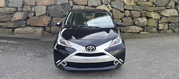 Toyota Aygo 3 of 5