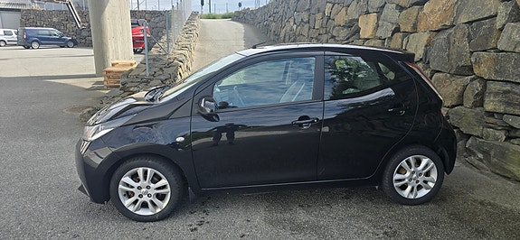 Toyota Aygo 5 of 5