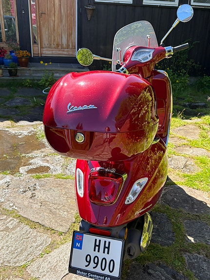 Vespa Primavera 50 4 of 5