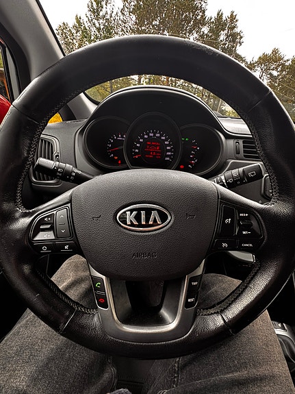 Kia Rio 5 of 6