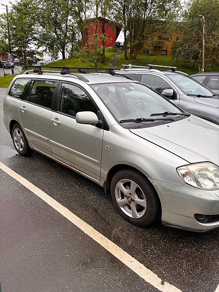 Toyota Corolla 9 of 30