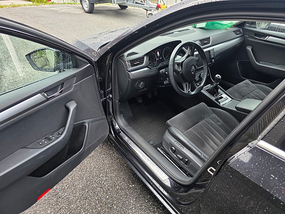 Skoda Superb 5 of 5