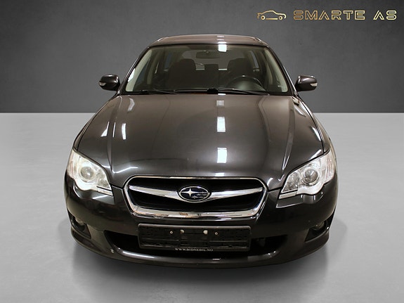 Subaru Legacy 2 of 13