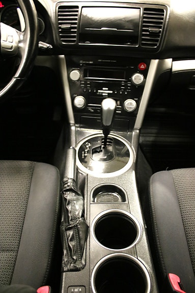 Subaru Legacy 13 of 13