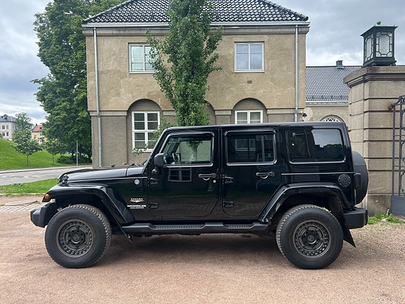 Jeep Wrangler 5 of 5