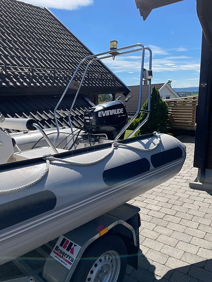 Smart Rib, 25hk Evinrude E-tec og BK henger 3 of 5