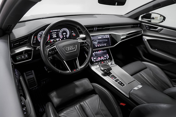 Audi A7 2 of 5