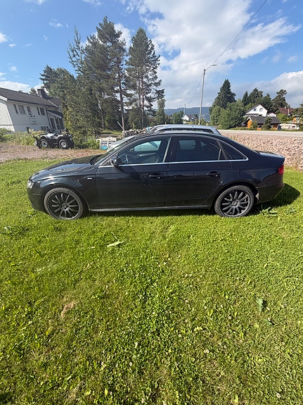 Audi A4 3 of 8