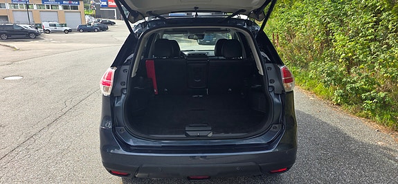 Nissan X-Trail 8 of 17