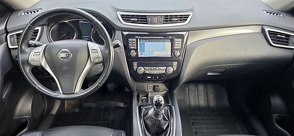 Nissan X-Trail 10 of 17