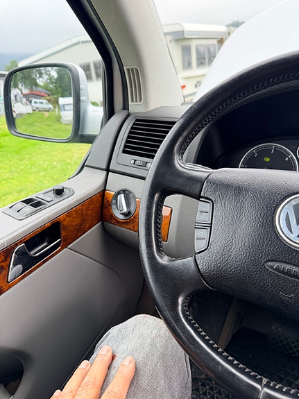 Volkswagen Multivan 15 of 30