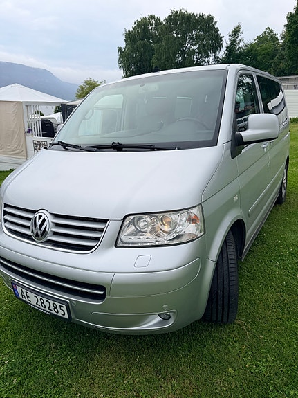 Volkswagen Multivan 3 of 30