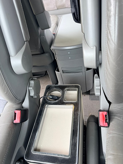 Volkswagen Multivan 18 of 30