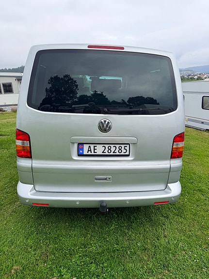 Volkswagen Multivan 10 of 30