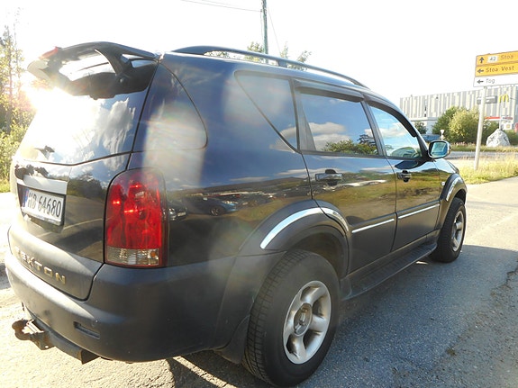 SsangYong Rexton 4 of 26