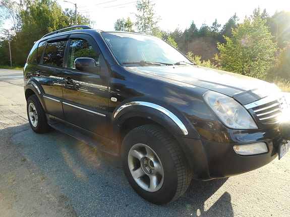 SsangYong Rexton 2 of 26