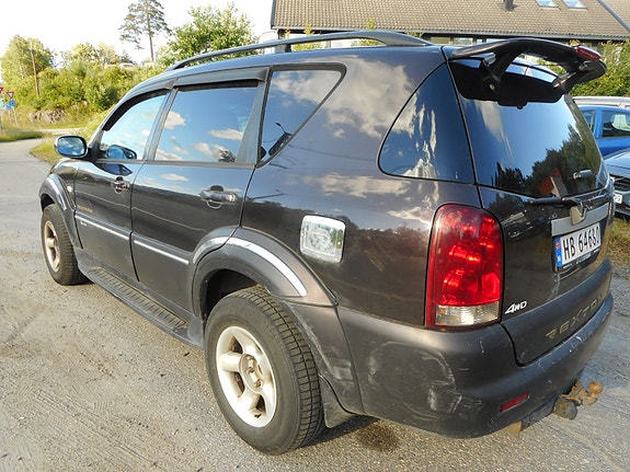 SsangYong Rexton 3 of 26